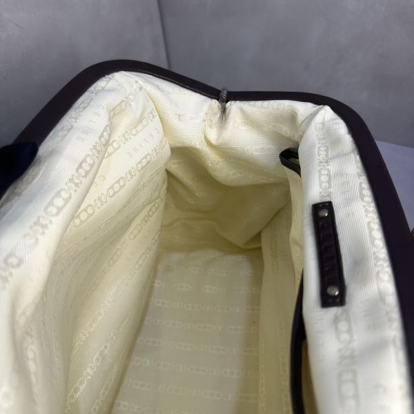 Celine 咖啡色手拿包 
