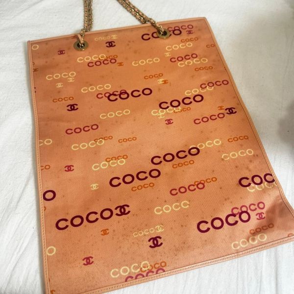 CHANEL 粉紅色帆布COCO印花包 