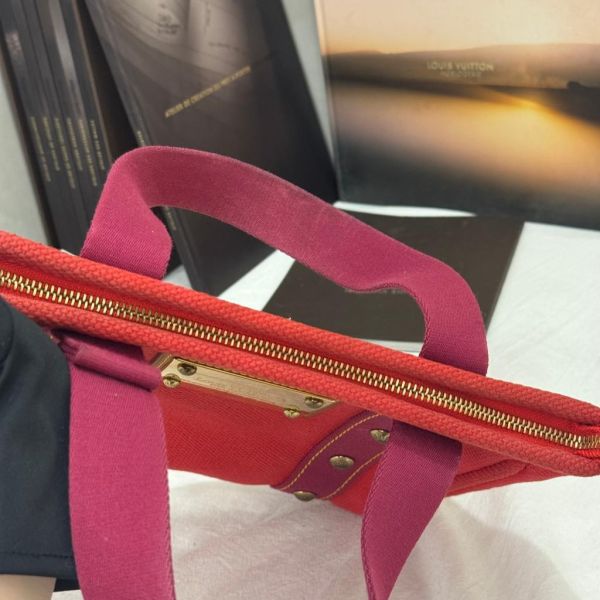 Louis Vuitton 小號帆布胭脂手提包 