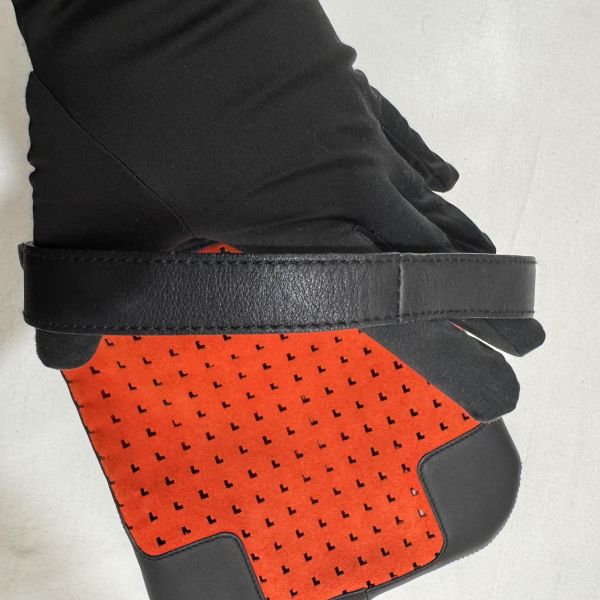 Loewe 羅意威 Anagram 麂皮單肩包 