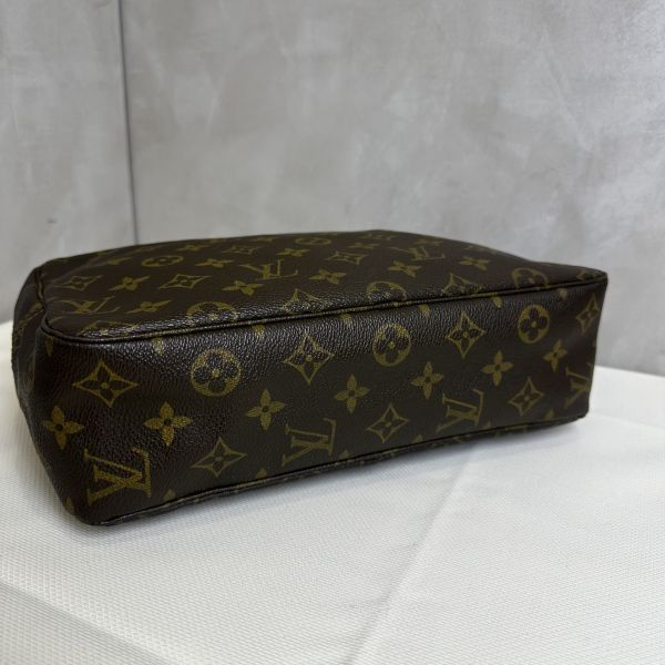 Louis Vuitton 28化妝包 