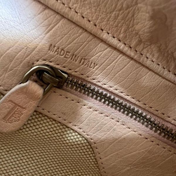 TOD'S 膚色液下包 