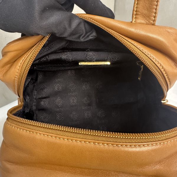 LOEWE 焦糖色手提方形便當包 