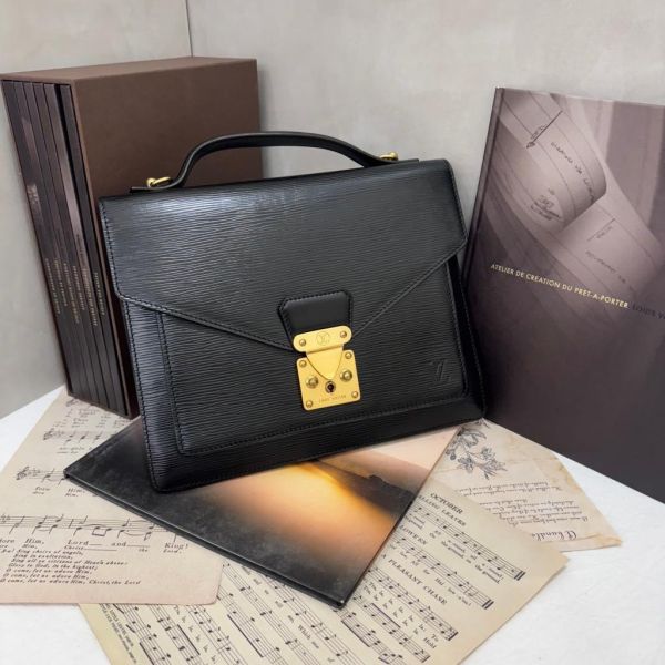 Louis Vuitton Epi水波紋 蒙梭郵差包 