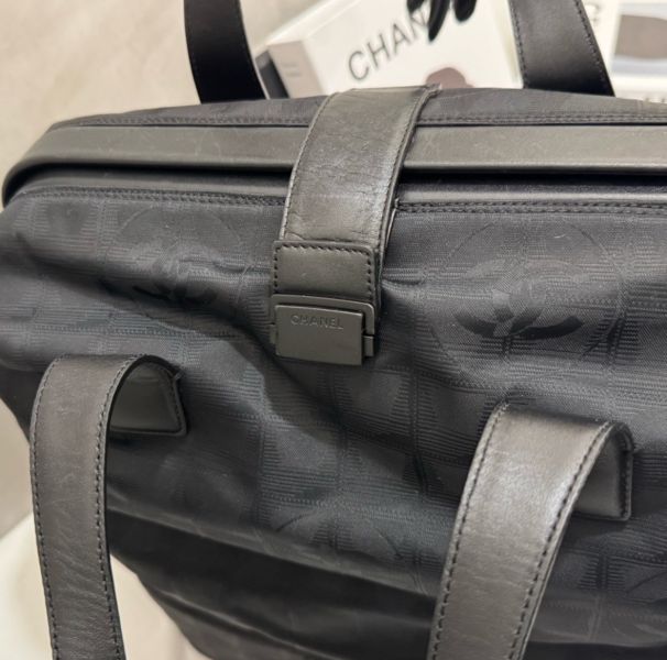 Chanel 旅行系列手提包 