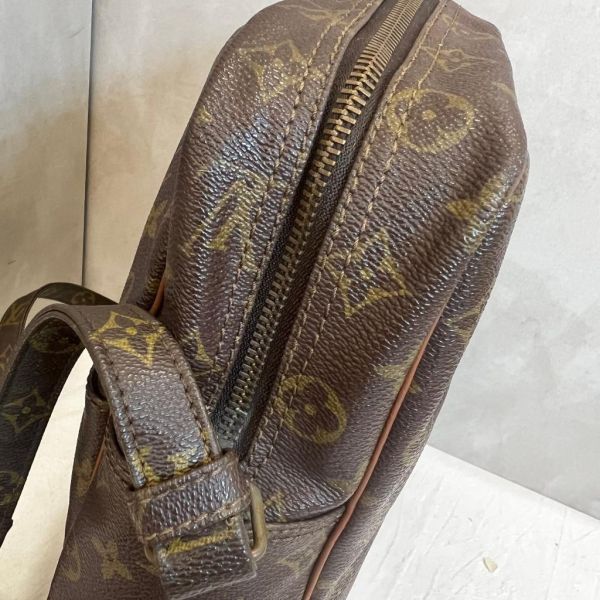 Louis Vuitton 直式書包 