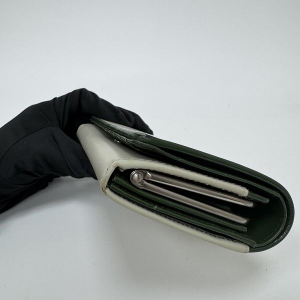 Agnes b. 淺綠 綠邊短款錢包 