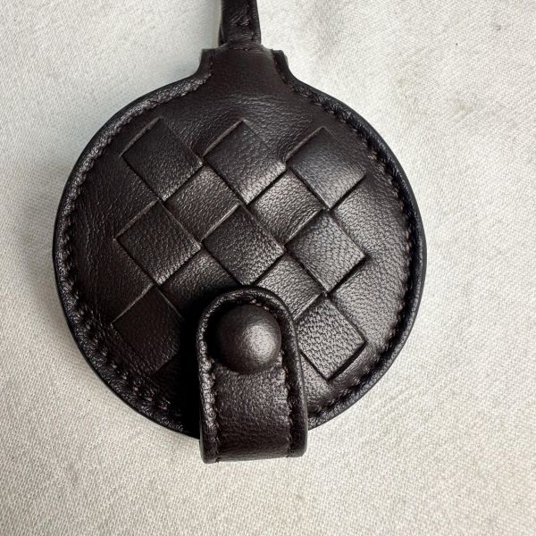 BV 中古咖啡色小編織鏡子鑰匙圈吊飾 