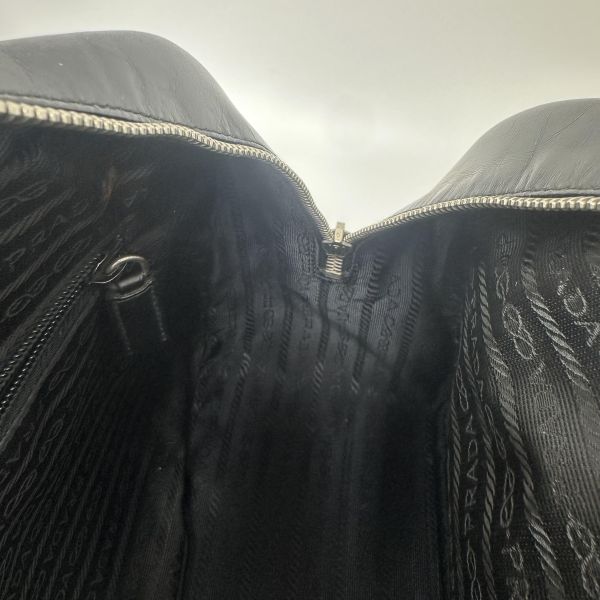 Prada Bowling Bag 黑色皮革保齡球包 