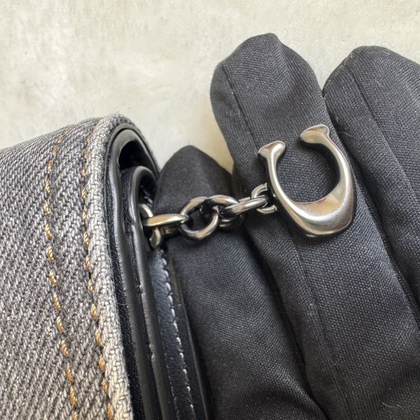 Coach 牛仔藍短夾 