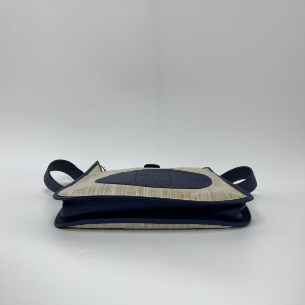 Hermès Evelyne草編手袋 