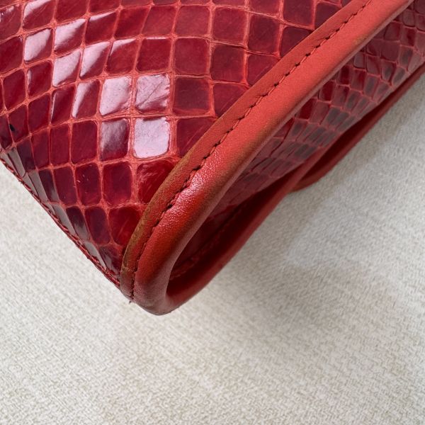 FENDI 蟒蛇皮肩包 