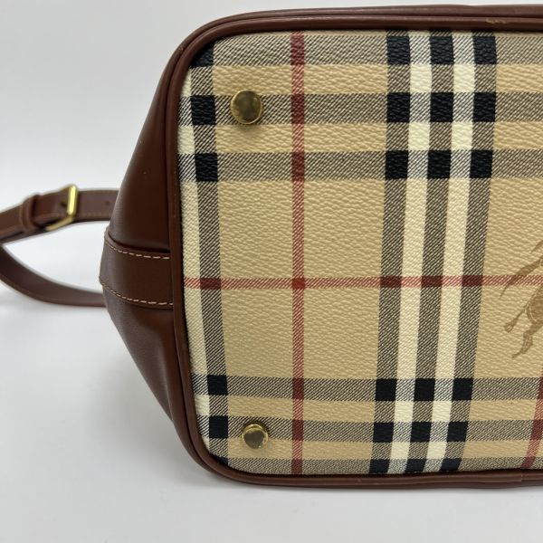 Burberry經典戰馬格紋水桶包 