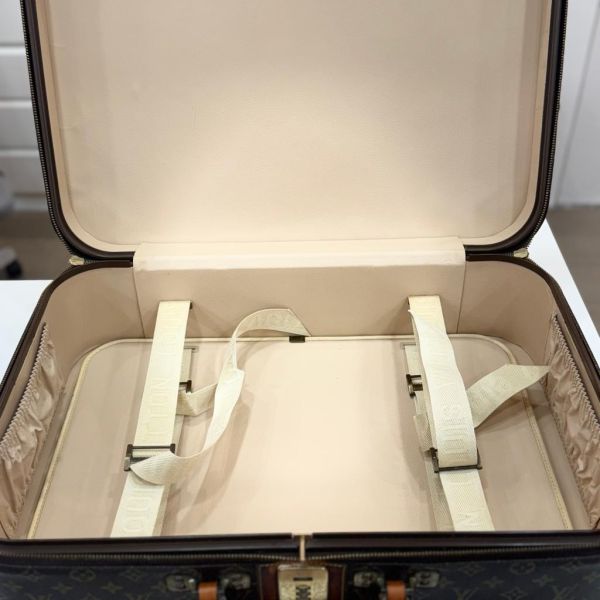 Louis Vuitton 經典旅行硬箱 