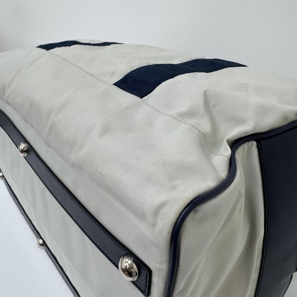 PRADA 經典尼龍旅行包 