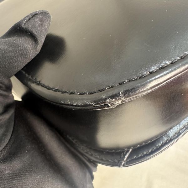 Gucci Vintage 中古黑色金色logo小牛皮肩背包 