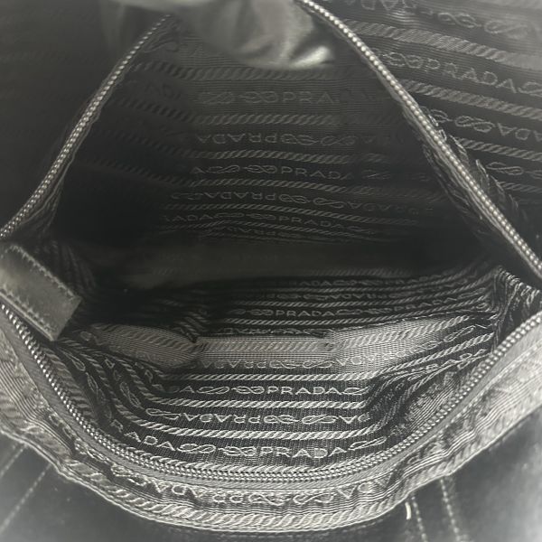 Prada Tessuto 經典黑色尼龍托特包 