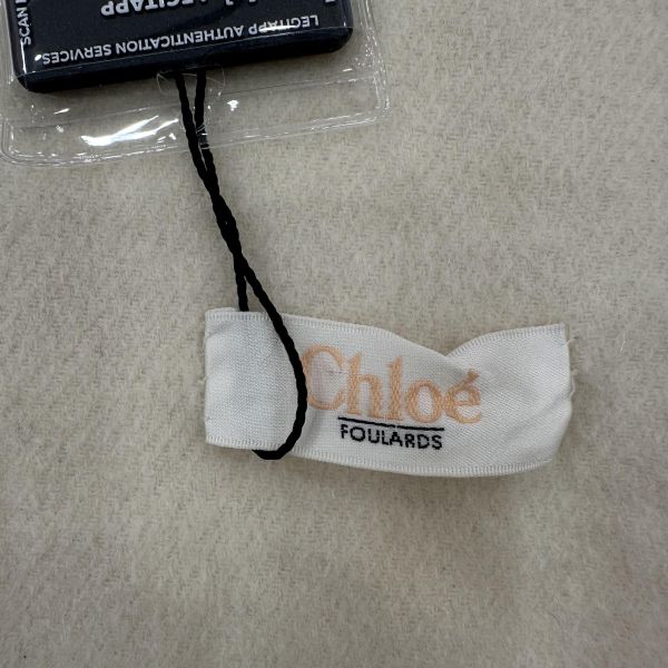 Chloe 克羅伊 淺乳白色 奶油色 純色百搭圍巾 