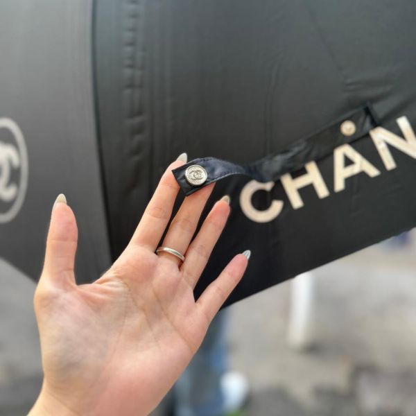 Chanel 黑色雨傘 