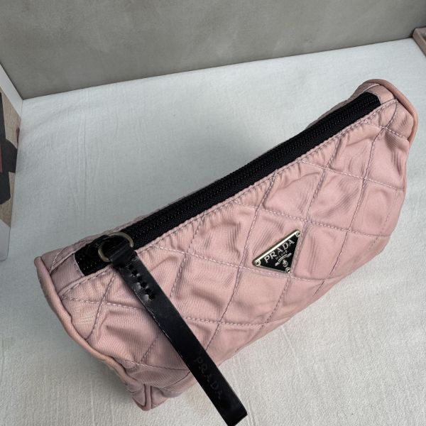 PRADA Tessuto 菱格紋尼龍化妝包手拿包* 