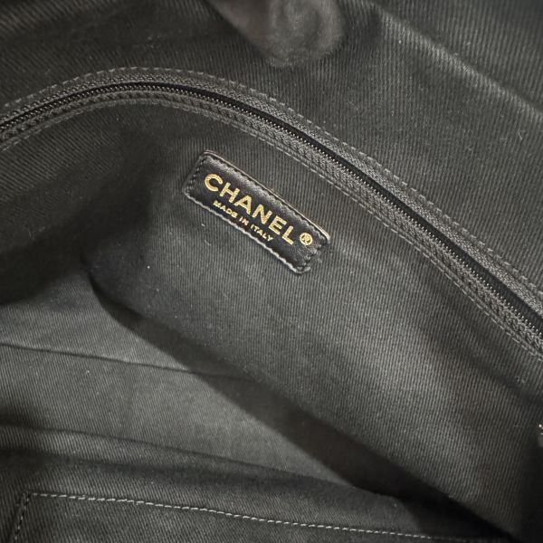 Chanel 絨毛皮革拼色相機包 