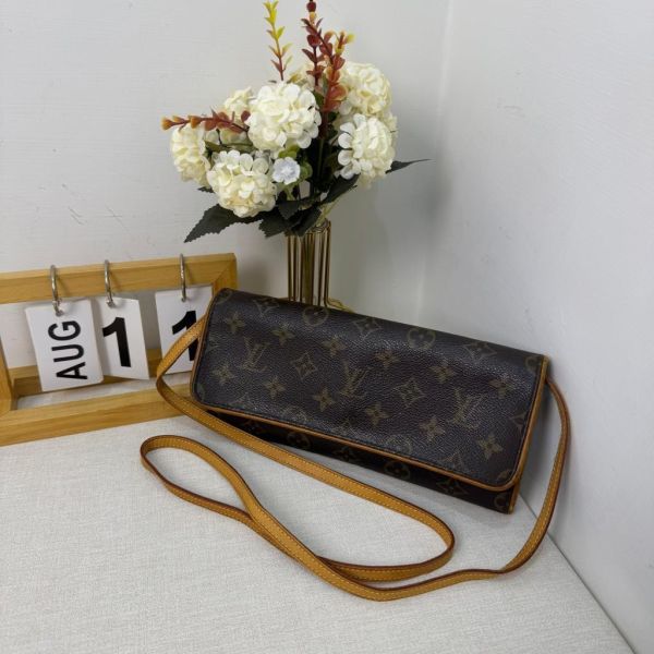 Louis Vuitton 大號信封包 