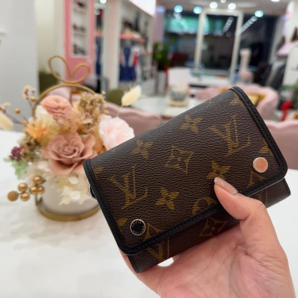 Louis Vuitton 三折老花短夾 