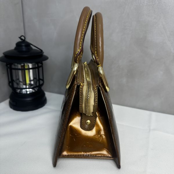 Louis Vuitton 亮面漆皮手提包 