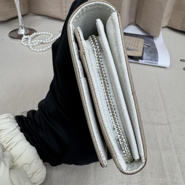 agnes b. 米色長款錢包 