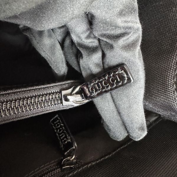 Gucci 黑色托特包 