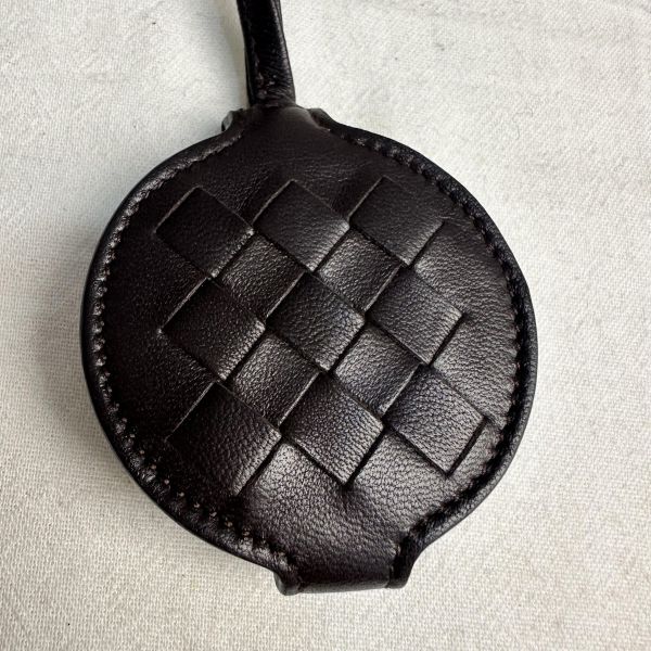 BV 中古咖啡色小編織鏡子鑰匙圈吊飾 