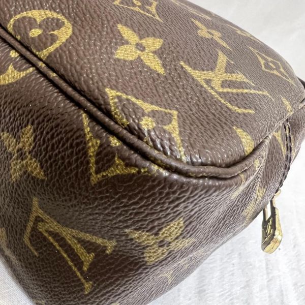 Lv 經典老花款化妝包 