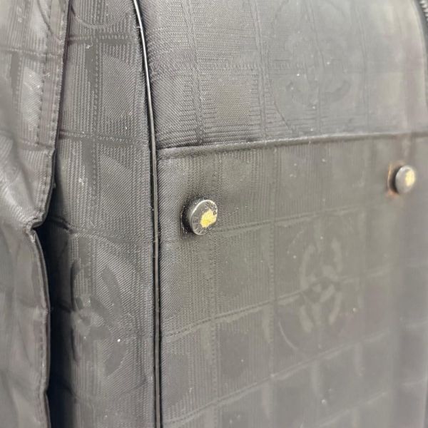 Chanel 黑色冰格旅行袋 