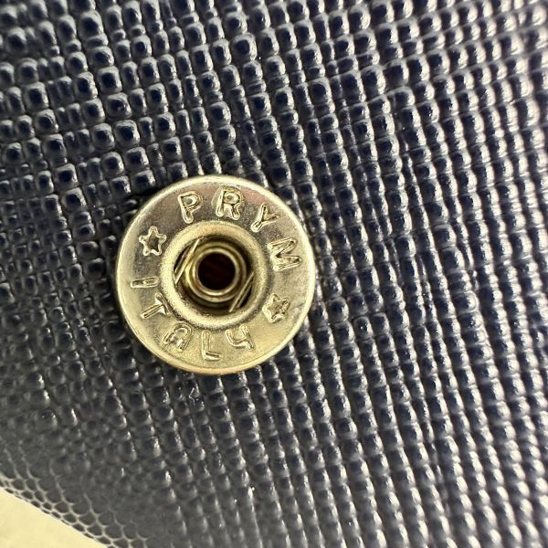 Agnes B 藍色釦式鑰匙包 