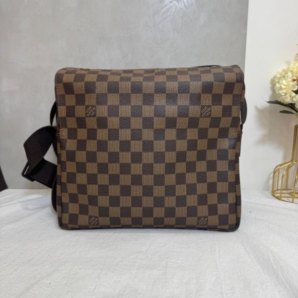 Louis Vuitton 棋盤上扣斜背包 