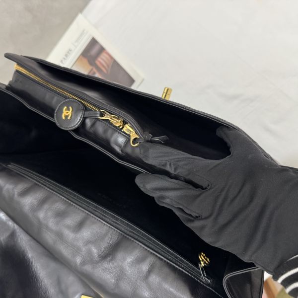 Chanel 黑色公事包 