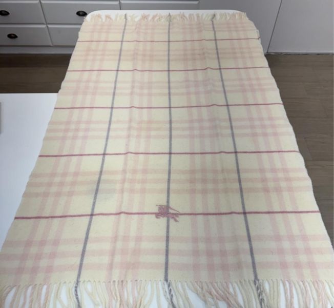 BURBERRY 巴寶莉 純羊毛 經典格紋 羊毛圍巾 披肩 流蘇 頸巾 