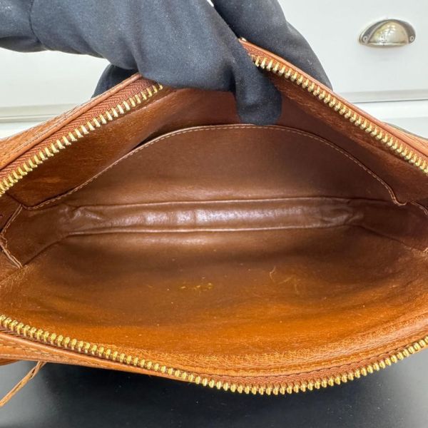 Louis Vuitton 方型手拿包 