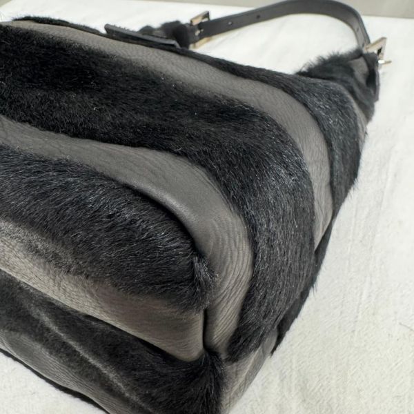 FENDI 馬毛黑色肩包 