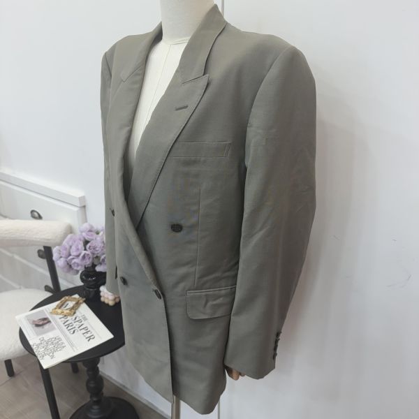 Dior 灰色雙排扣西裝外套 