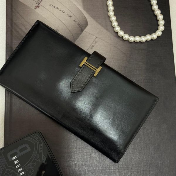 Hermès 黑色牛皮長夾 