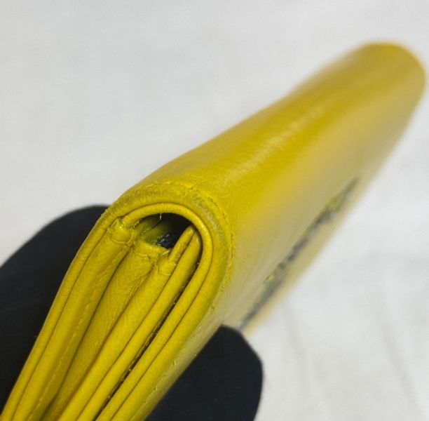 Chanel 小鵝黃中夾 