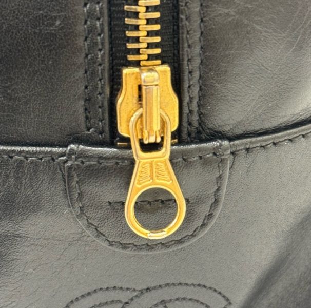 Chanel 小羊皮咖色化妝包 