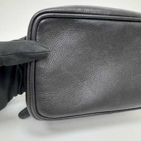 Gucci 黑色皮革手提包 