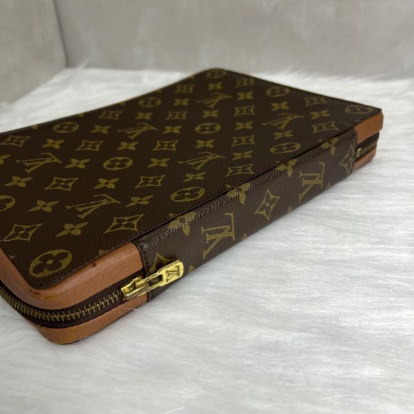 Louis Vuitton 經典手拿包 