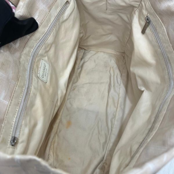 Chanel 奶茶色香奈兒冰格托特包 