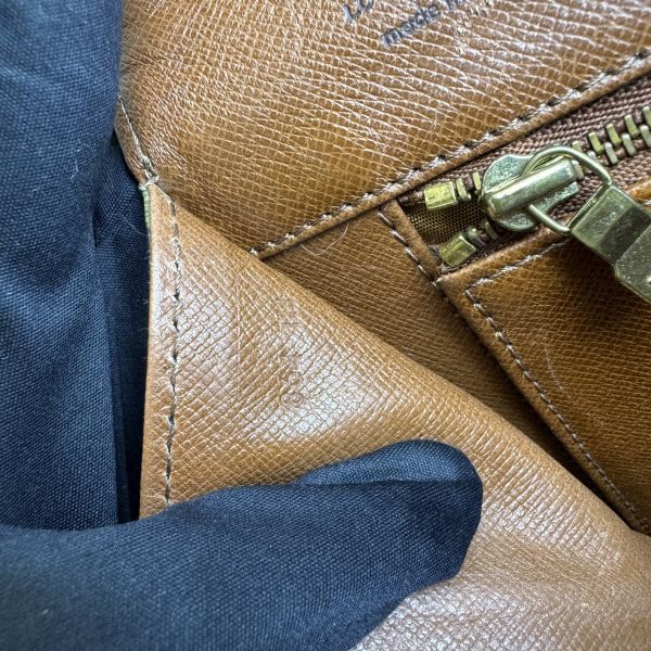 Louis Vuitton 26手拿包 