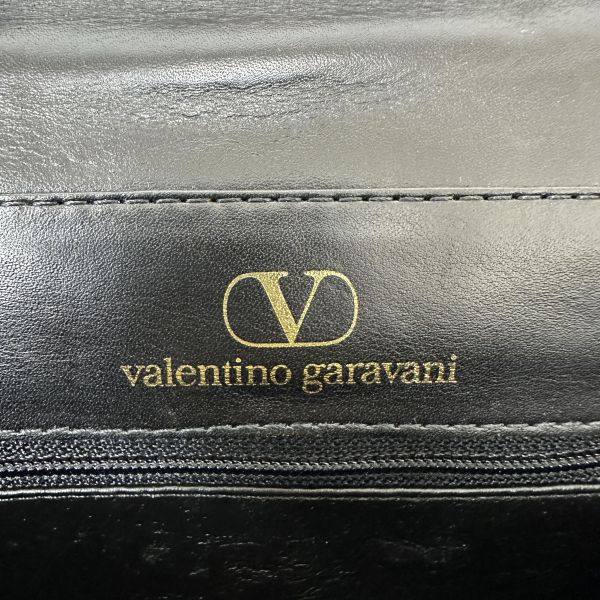 Valentino 范倫鐵諾 金色燙印 斜背包 