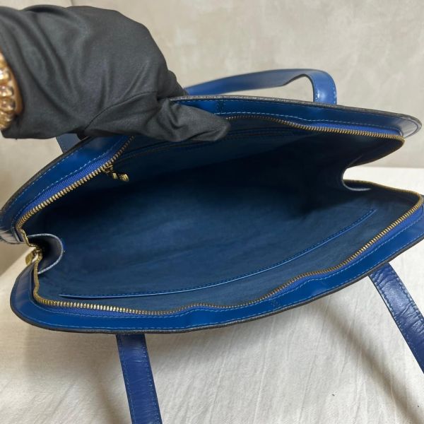 Louis Vuitton 壓紋皮革托特包 