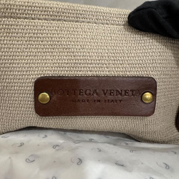 BOTTEGA VENETA 帆布金釦手腕袋卡其 